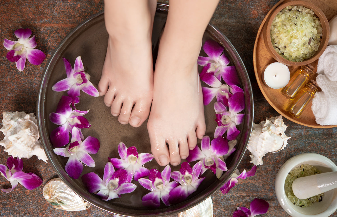 Essential Oil Infused Himalayan Foot Soak